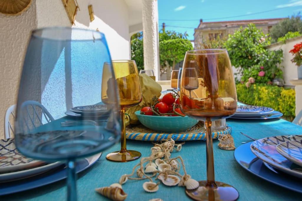 Villa Vera, Accesso Al Mare, Vista Castello, Ac Brindisi Exteriör bild